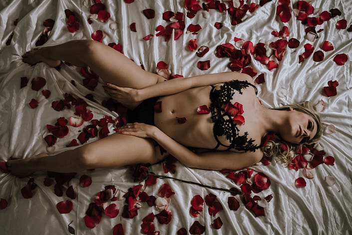 Riske Photography valentine's Boudoir Photoshoot Victoria BC