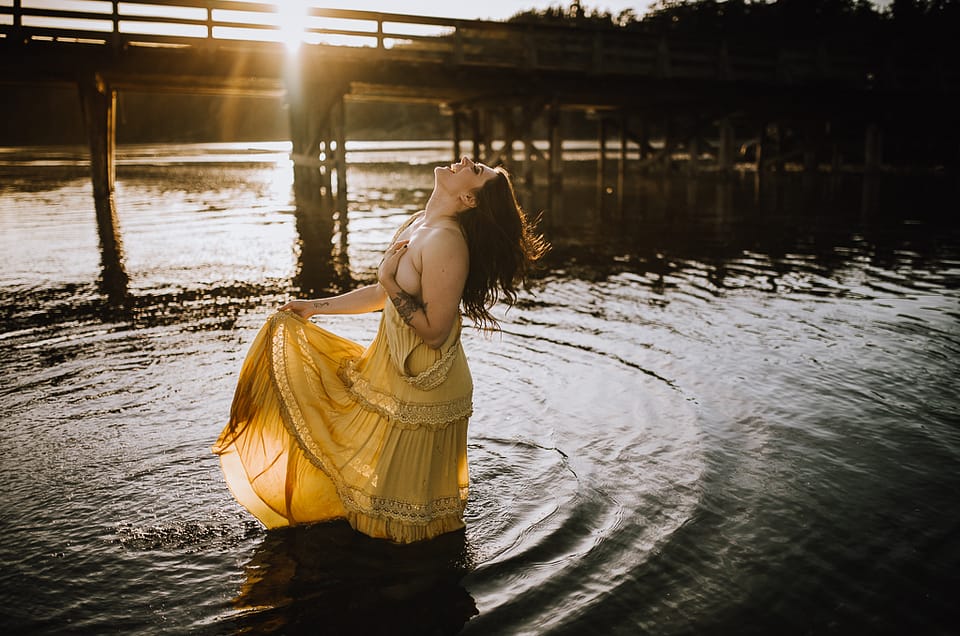 Victoria BC Riske Photography Boudoir Outdoor Photoshoot